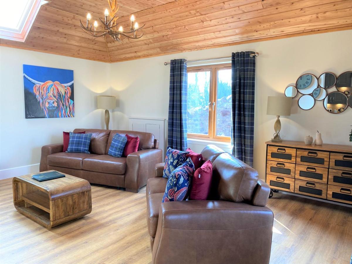 Pheasant Lodge With Hot Tub Forgandenny Exterior photo