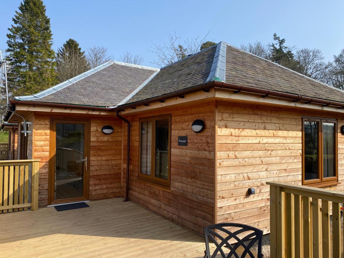Pheasant Lodge With Hot Tub Forgandenny Exterior photo